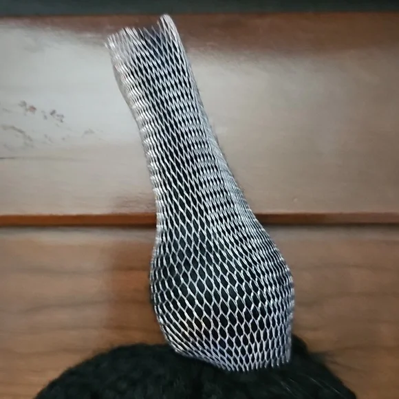 3 UGG Knit Beanie Trio - Navy, Black, Cream - Picture 13 of 14